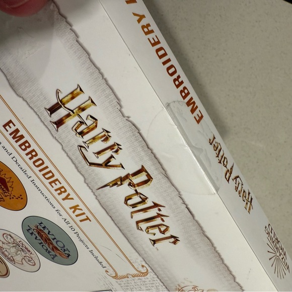 Brand NEW Harry Potter Embroidery Kit - Picture 5 of 10